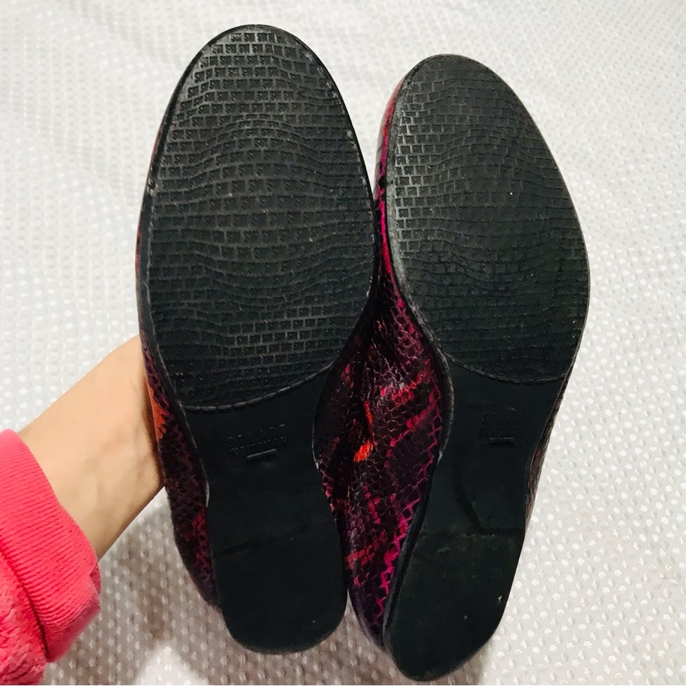 Stuart‎ weitzman flats - Picture 9 of 10